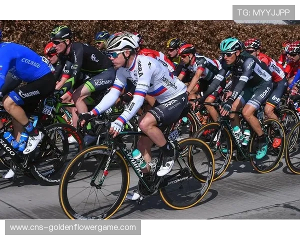 丘陵赛段突围战术成功率不足20%，气象数据成车队决策关键